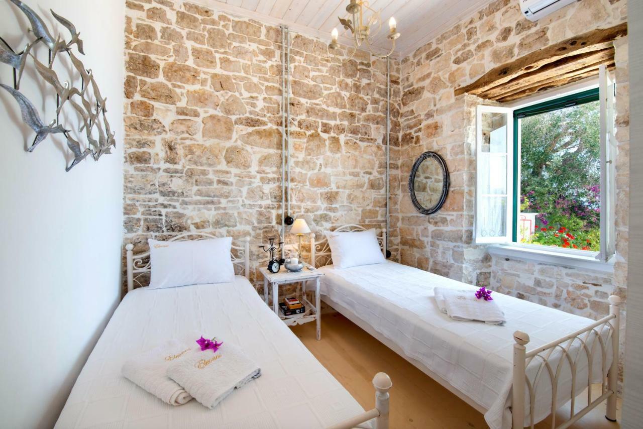 Villa Eleonas Ieromonachos ภายนอก รูปภาพ